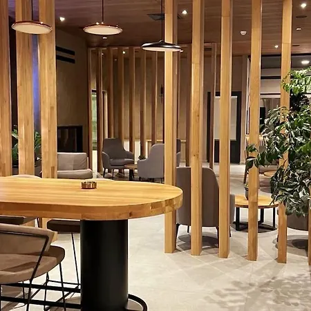 Dream Forrest 405 Zlatni Javor *